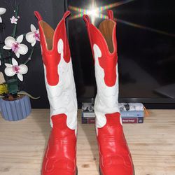 Red And White Cow Girl Boots 