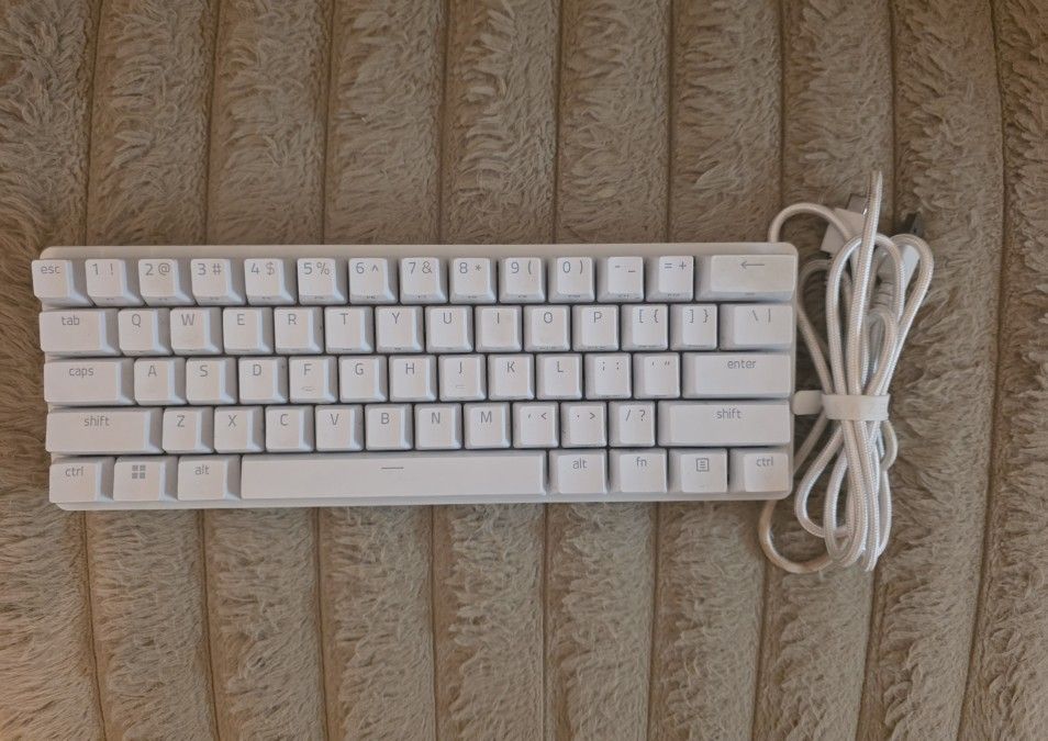Razer Huntsman Mini(White)60% Gaming keyboard FIRM PRICE