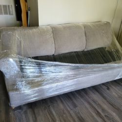 Large Sectional Broyhill