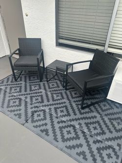 3-Piece Outdoor Wicker Patio Chair Set
