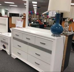 Bedroom set
