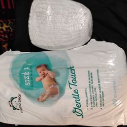 Mama Bear Size One And Little Pack Of Pampers