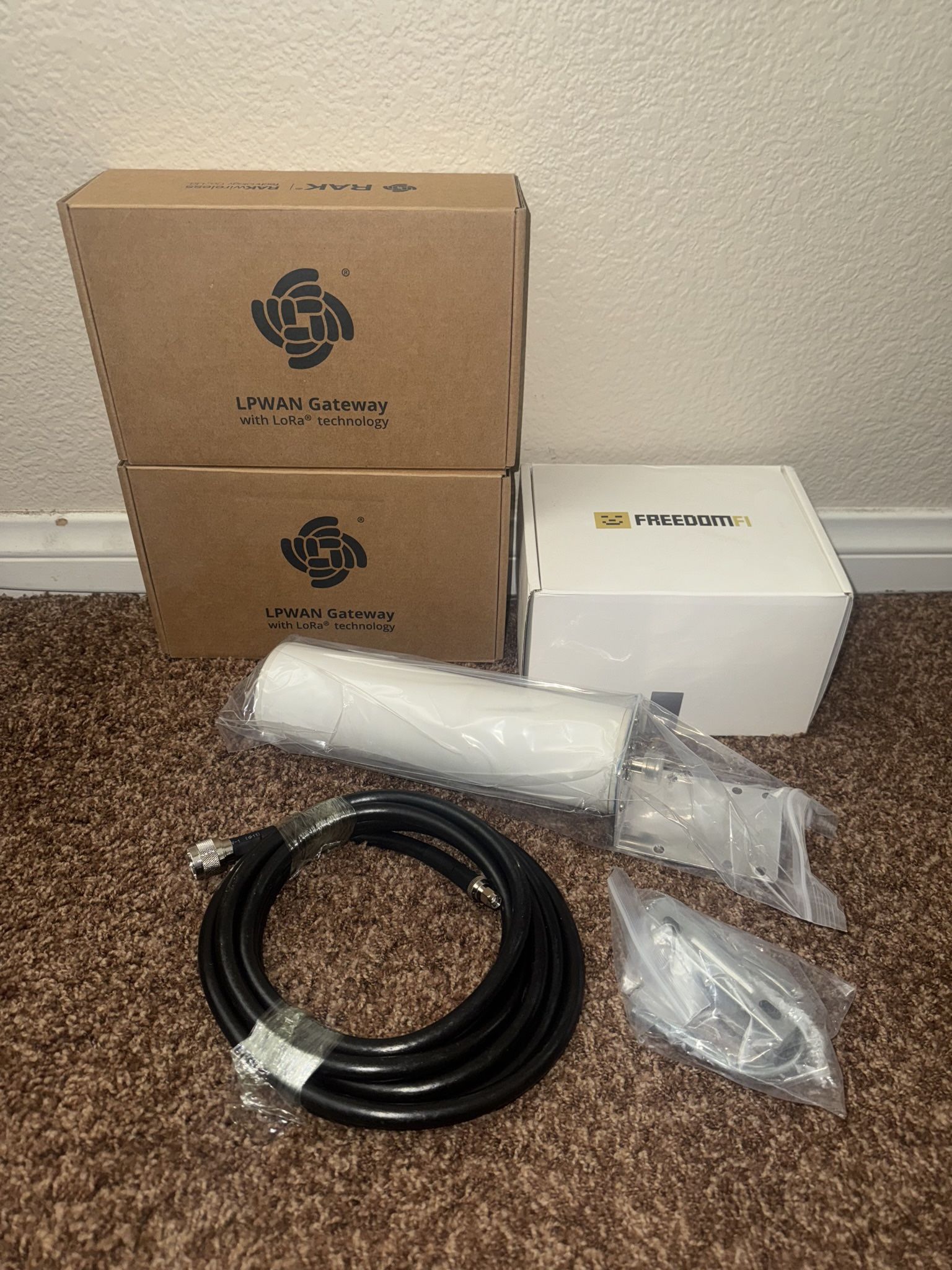Helium Crypto Miner Mining Kit 2 RAK V2 & 1 FreedomFi w/ Upgraded Antenna (Passive Income)