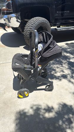 Doona Car Seat & Stroller - Nitro Black