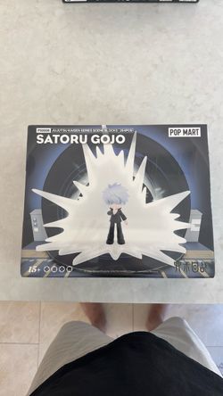 Popmart Satoru Gojo