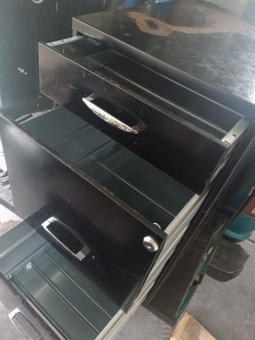 Filing Cabinet (Metal)