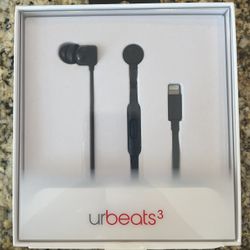 urBeats Lightening Earphones By Dr. Dre