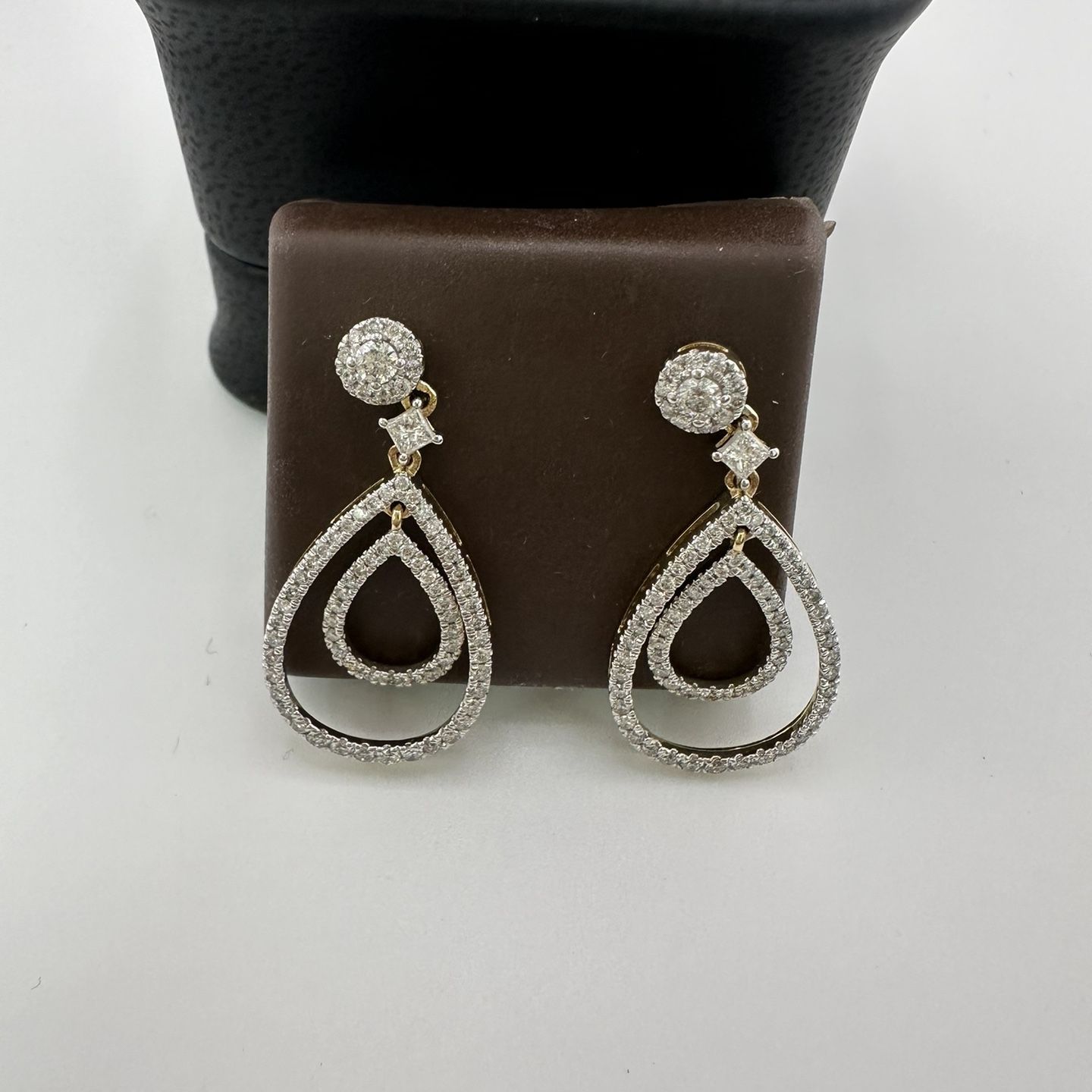 14K Yellow Gold, 1.50 All Natural Diamond Earring