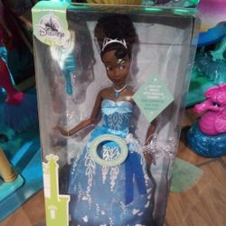 Disnay Princess & Collectible Figures For Sale. Only $10 Each!  Great Fo A Gift