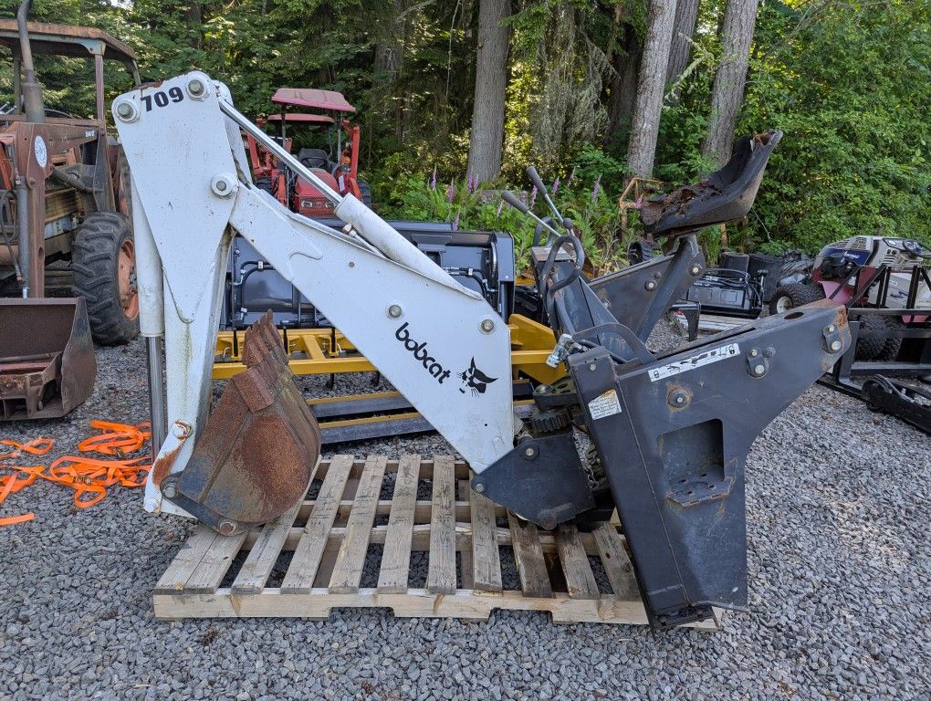Bobcat 709 Skid Steer Backhoe