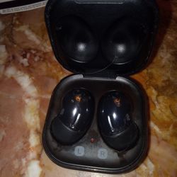 SAMSUNG GALAXY EAR BUDS