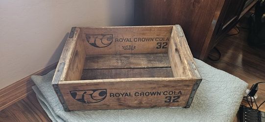Vinatge/Antique Crate