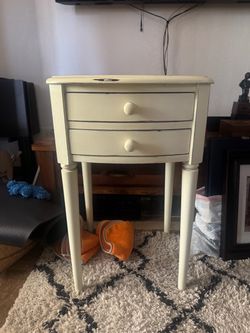 Night stand