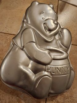 Wilton Vintage Character Baking Pans