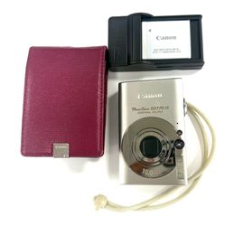 Canon digital camara sd770 with 2 batteries carry case charger and memory card