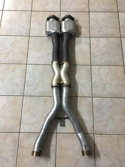 Brand new OEM Corvette Stingray mid pipe 2014-2019