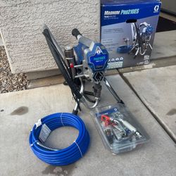 Graco 210ES Airless Paint Sprayer w/ Extension Pole and Guard