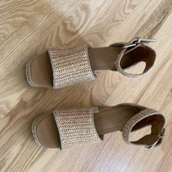 Sandals - Women’s