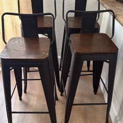 4 Bar Stools