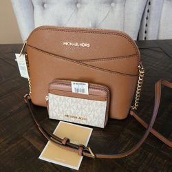 New With Tags MICHAEL KORS WALLET AND PURSE 