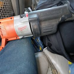 Milwaukee Sawzall 18v  Heavy Duty 