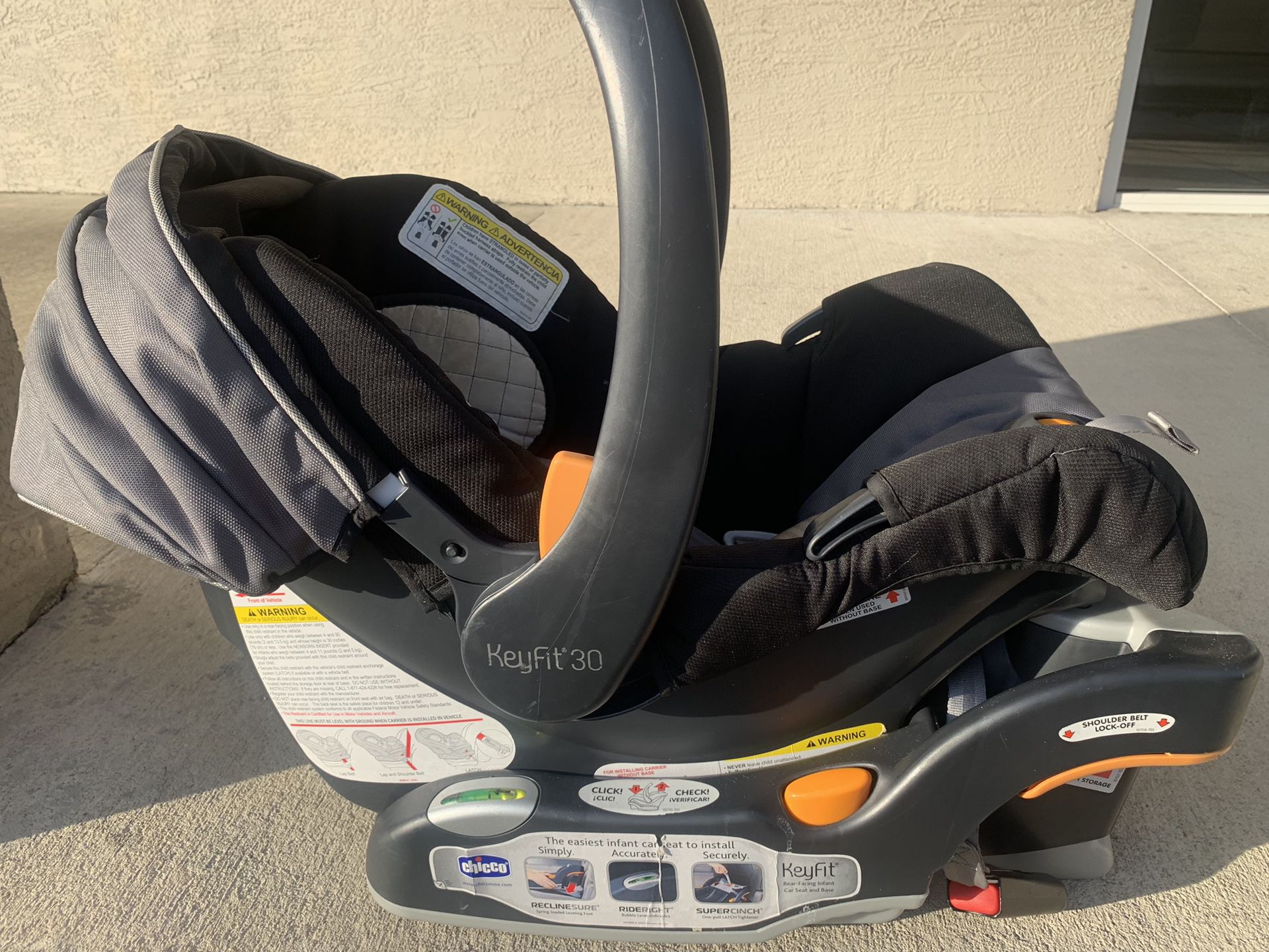 Baby car seat like new