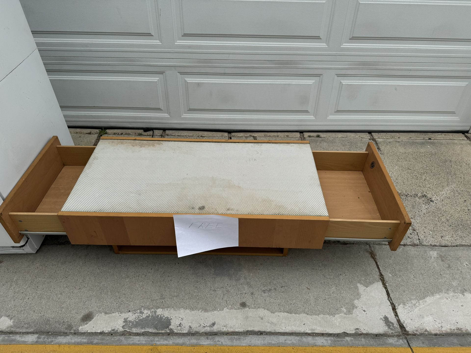 Pull Out Coffee table