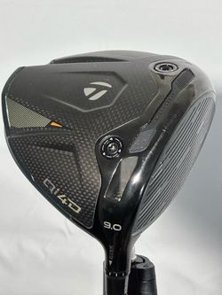 New Taylormade QI4D 9° Driver w/ Tour AD DI-6 X Flex shaft