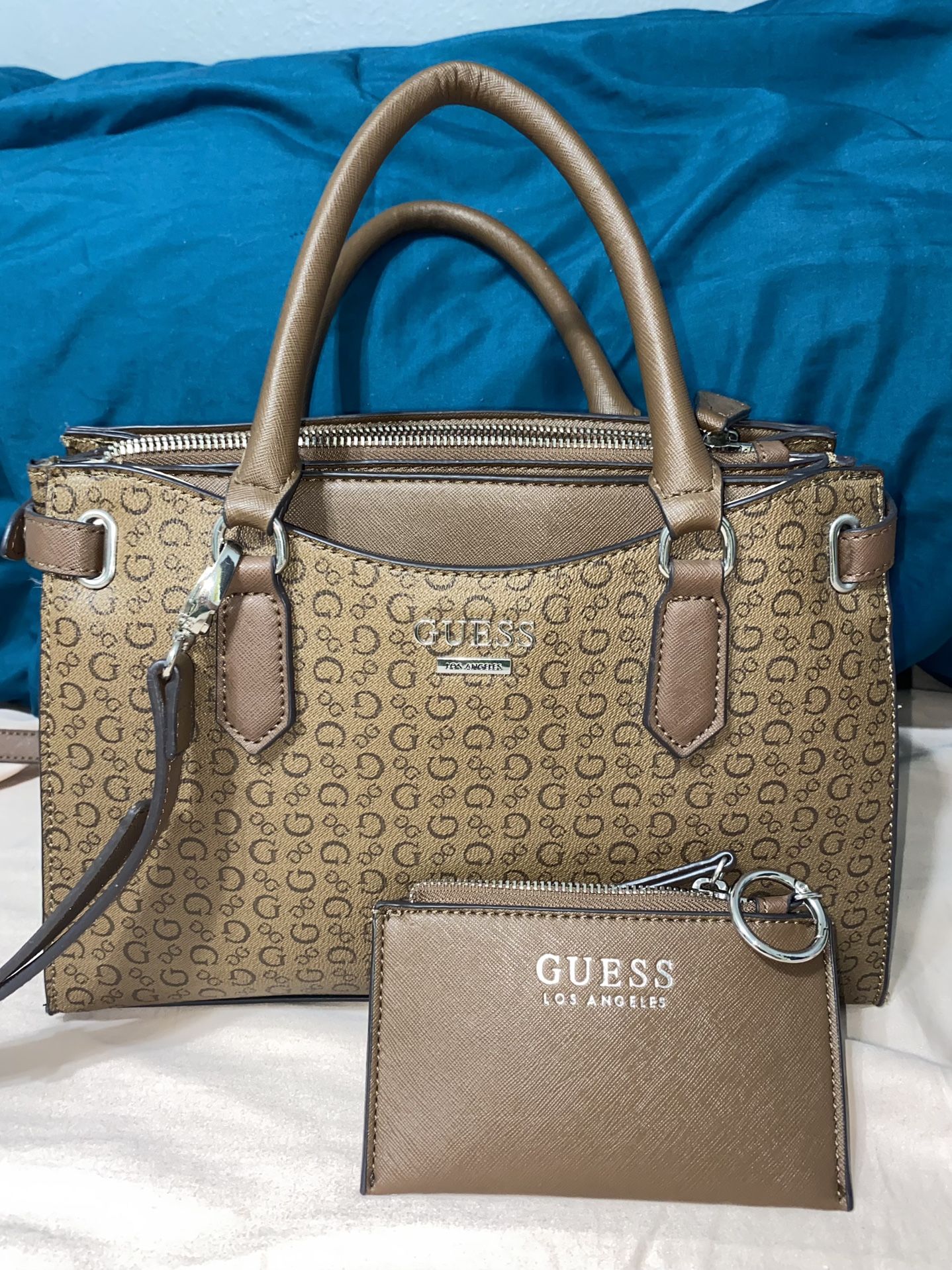 Guess Purse & Coin Wallet