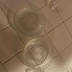 4 glass bowls/ ashtrays