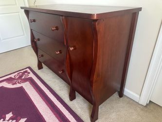 Kids dresser