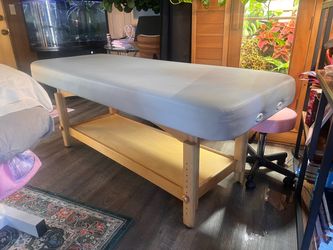 Massage table