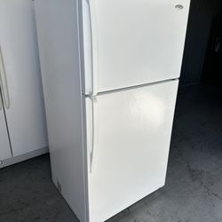 Whirlpool Refrigerator (1 Month Warranty)