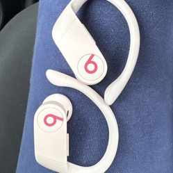 Power Beats Pro EarPods