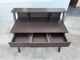 Desk W/ 3 Drawers