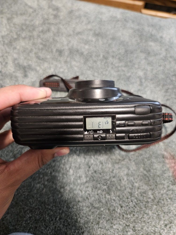 Nikon Zoom Touch 470 AF 35mm Film Camera