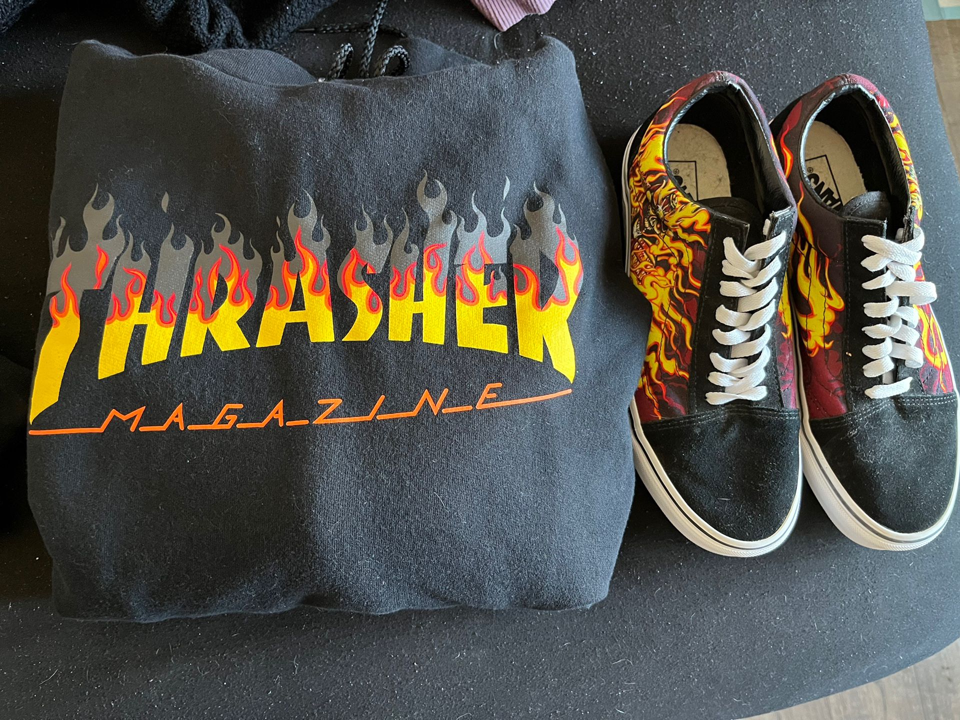 Thrasher Hoodie & Vans