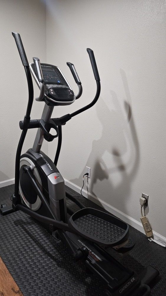 Pro-Form Carbon EL Elliptical