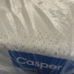 Queen Size Mattress Casper Dream Memory Foam Adjustable Base Bed Serta Sealy Beautyrest Black Purple Dreamcloud Nectar Saatva Avocado Stearns & Foster
