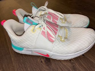 Women's Nike sneakers