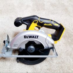 20V MAX Cordless Brushless 6-1/2 in. Sidewinder Style Circular Saw (Tool Only)