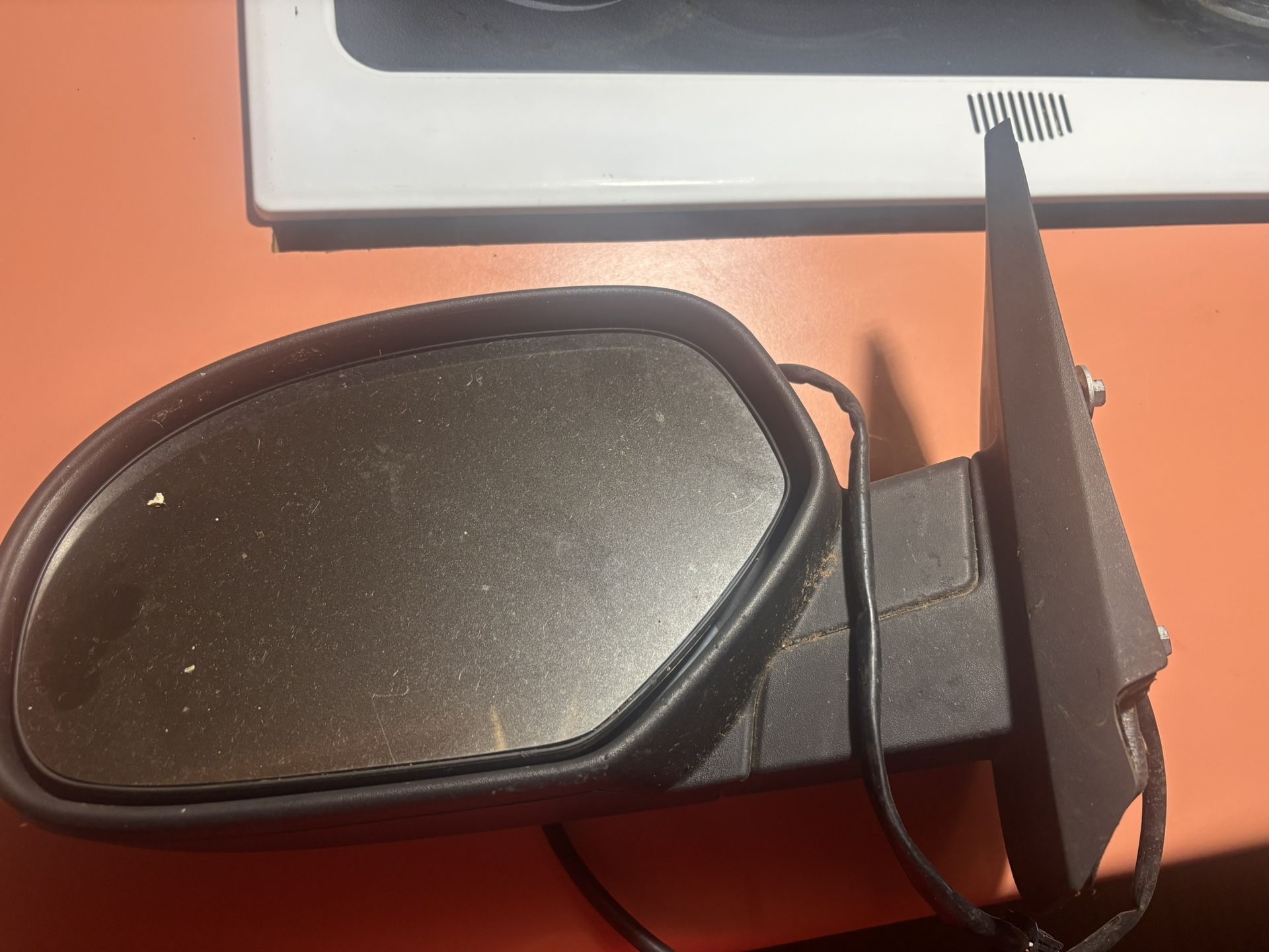 2007 To 2014 Chevy Tahoe . Suburban  GMC Yukon Parts