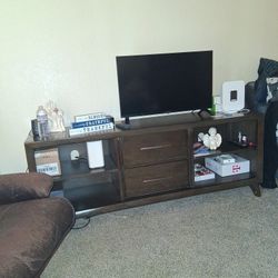 TV Table 