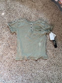 Kids distressed shirt