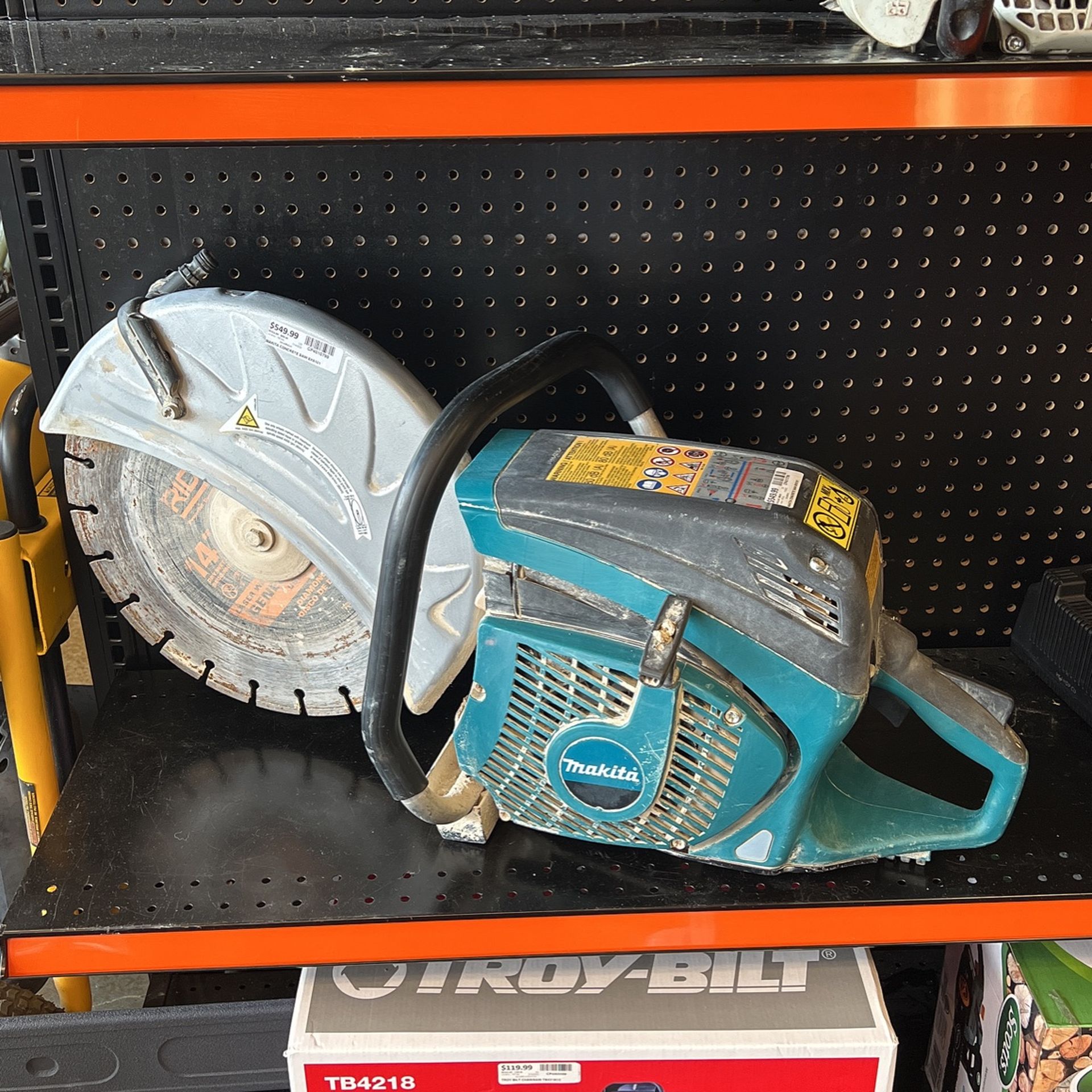 Makita concrete curb saw gas powered