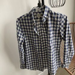 J.Crew men XS button long sleeve down - blue and white  pattern