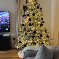 Tree 7.5 Only For 75$