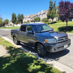 Toyota Tundra “Limited”  2005 RWD