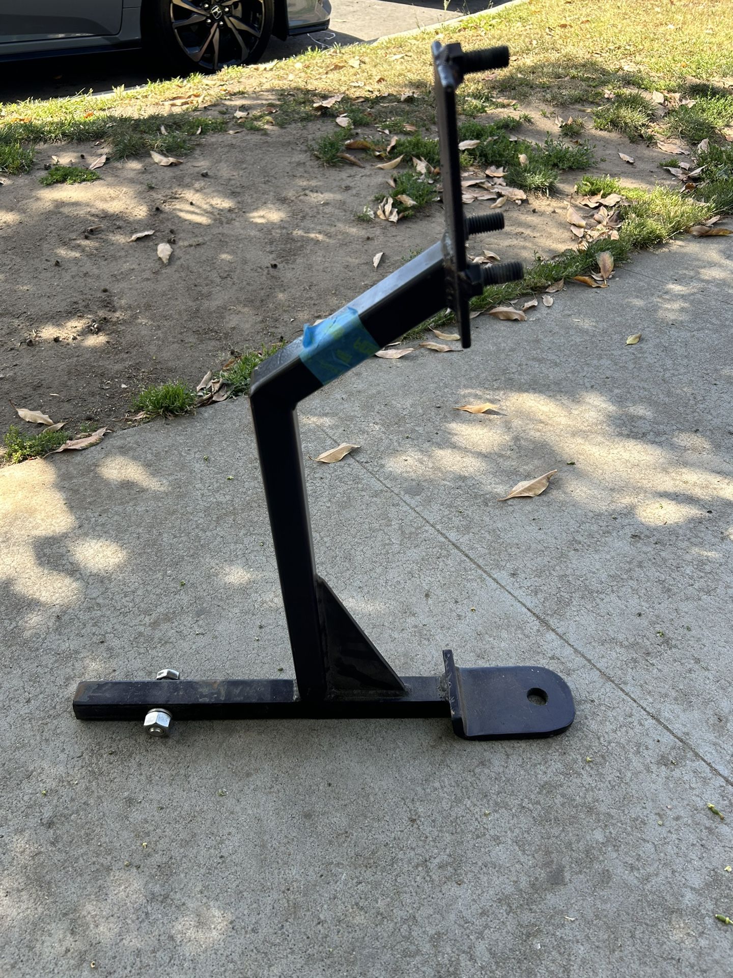 hitch-mounted accessory