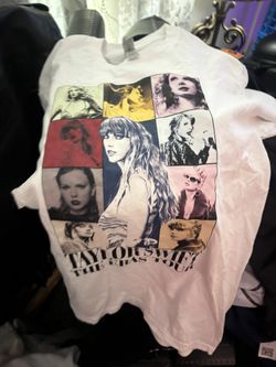 Taylor Swift Merch 